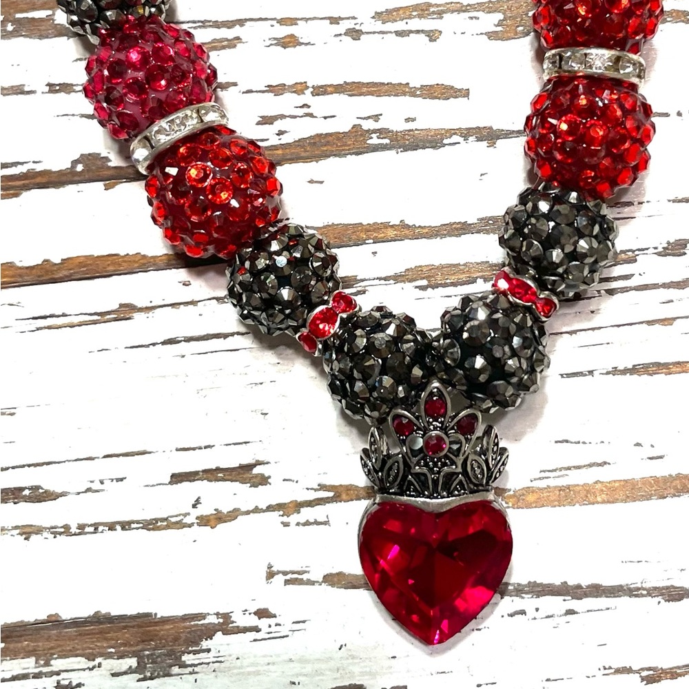 Elegant Red and Black Beaded Pet Necklace